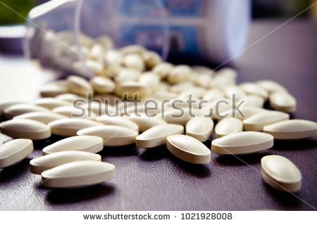 stock-photo-multivitamin-nourish-the-body-vitamins-in-hand-important-nutrients-in-our-lives-eat-vitamins-1021928008.jpg