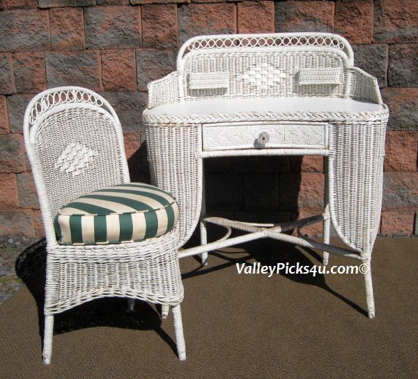 Vintage Wicker Vanity And Chair Sold 325 Steemit Deskchair1 Jpg