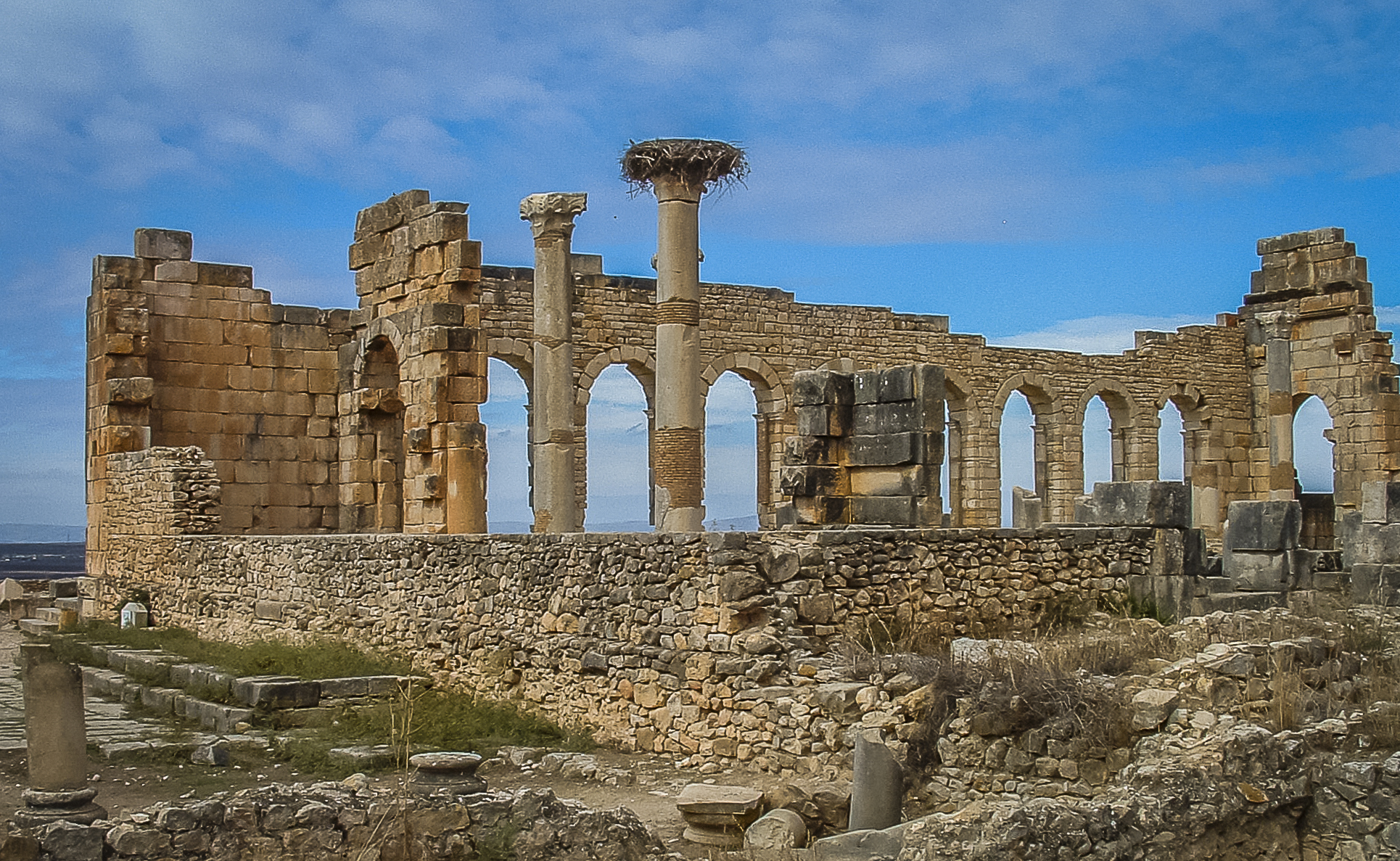 10_24_03_Volubilis_Basilica_04.jpg