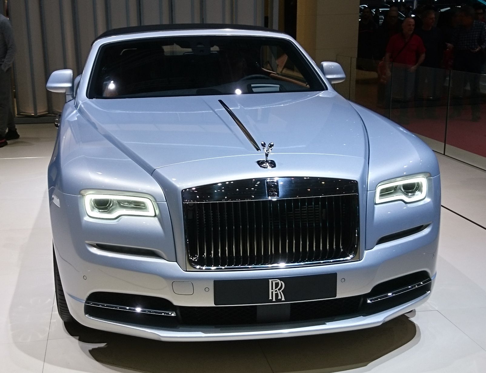 RR Wraith 02.jpg