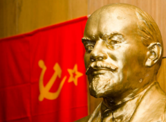 2018-05 - North Top Down Revolution - Lenin.PNG