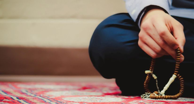 orang-sedang-membaca-sayyidul-istighfar.jpg