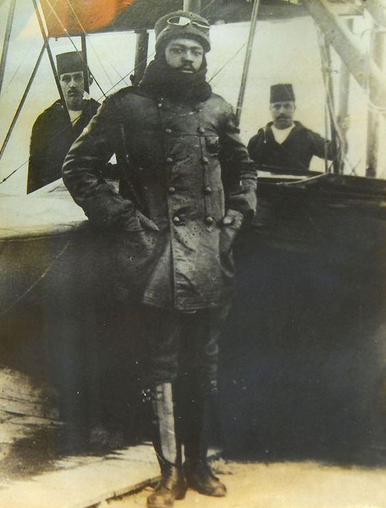 Ottoman-Pilot-Ahmet-Ali-Effendi-Worlds-First-Black-Pilot-1916-His-Grandmother-from-Bornu-Nigeria.jpg