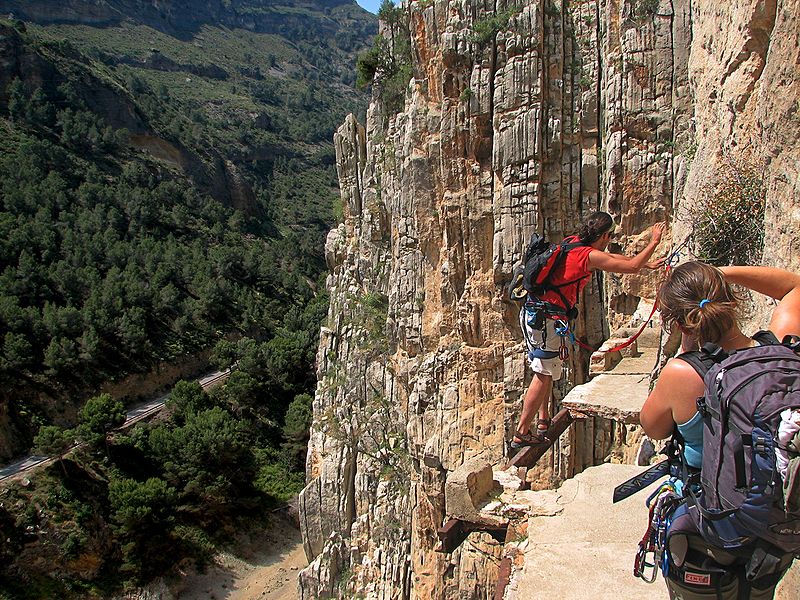 800px-Caminito_del_Rey_4.jpg