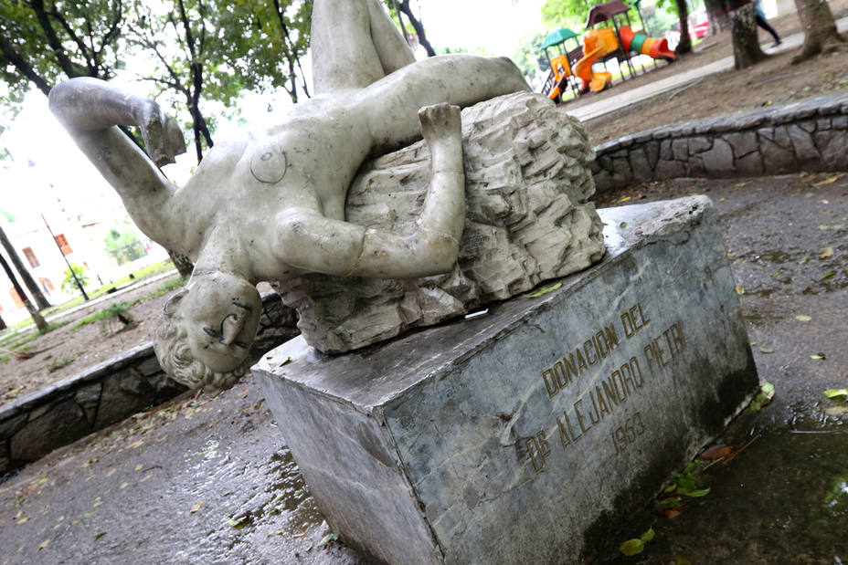 Estatua-1.jpg