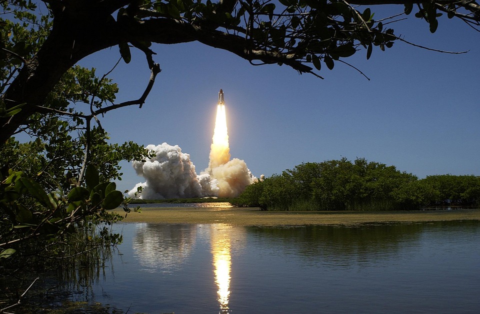rocket-969_960_720.jpg