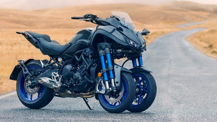 2018_Yamaha_Niken_005-696x392.jpg