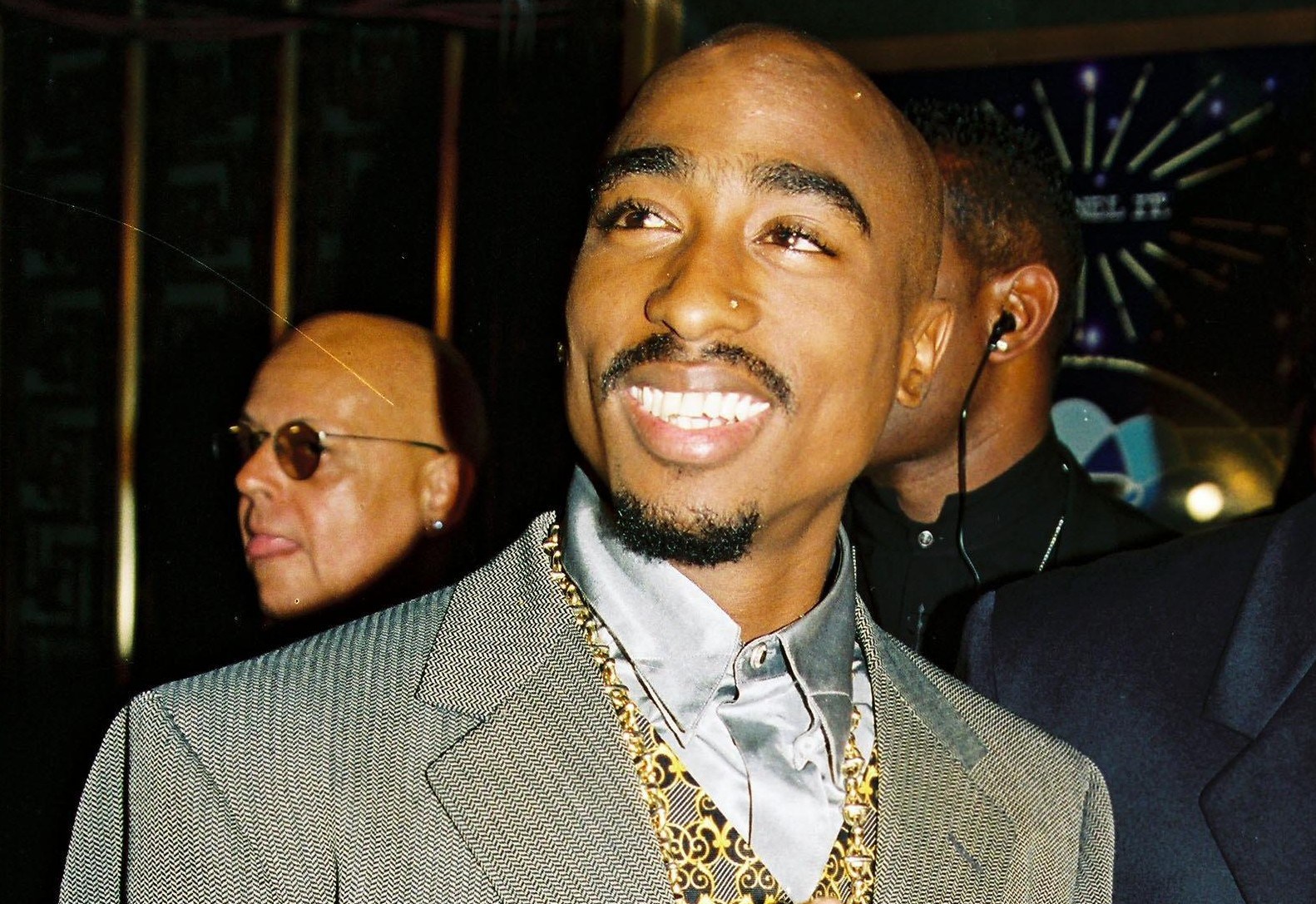 2pac5.jpg