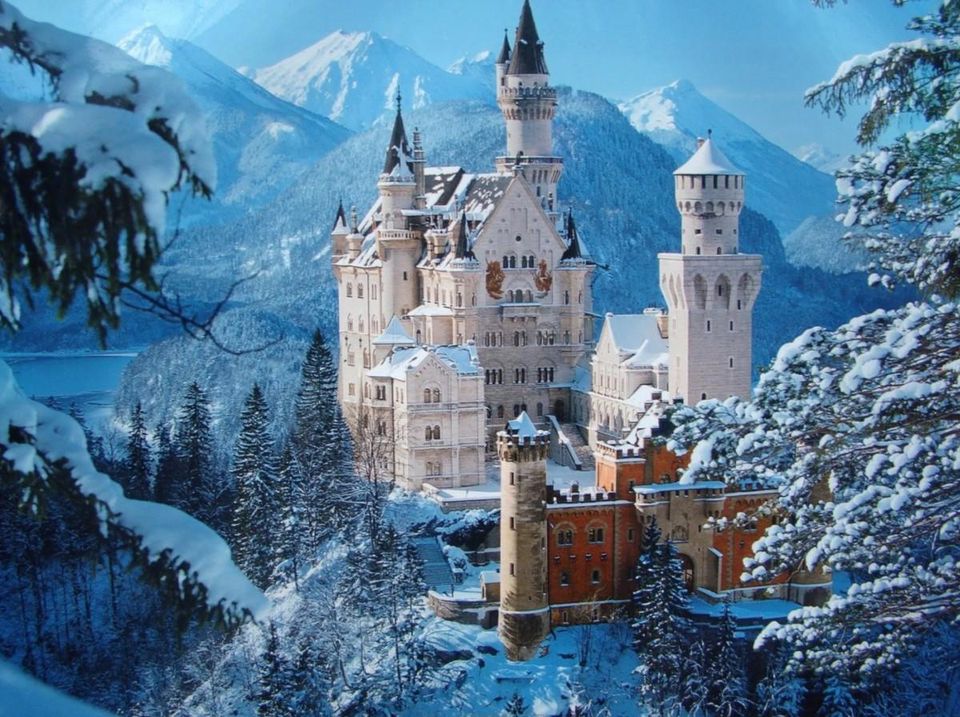 Neuschwanstein Castle, Germany.jpg