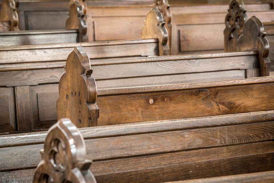 church-pews-1190412_960_720.jpg