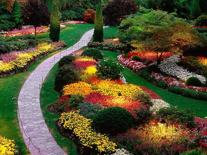 Amazing-Gardens-From-Around-The-World0.jpg