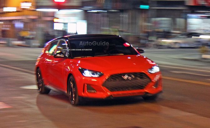 Hyundai-Veloster-Leak.jpg