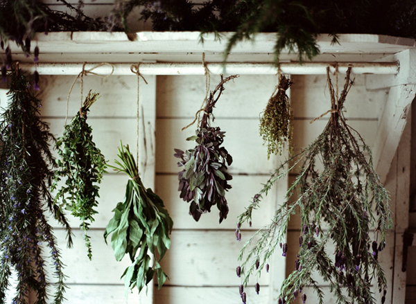 drying-herbs-diy-wedding1.jpg