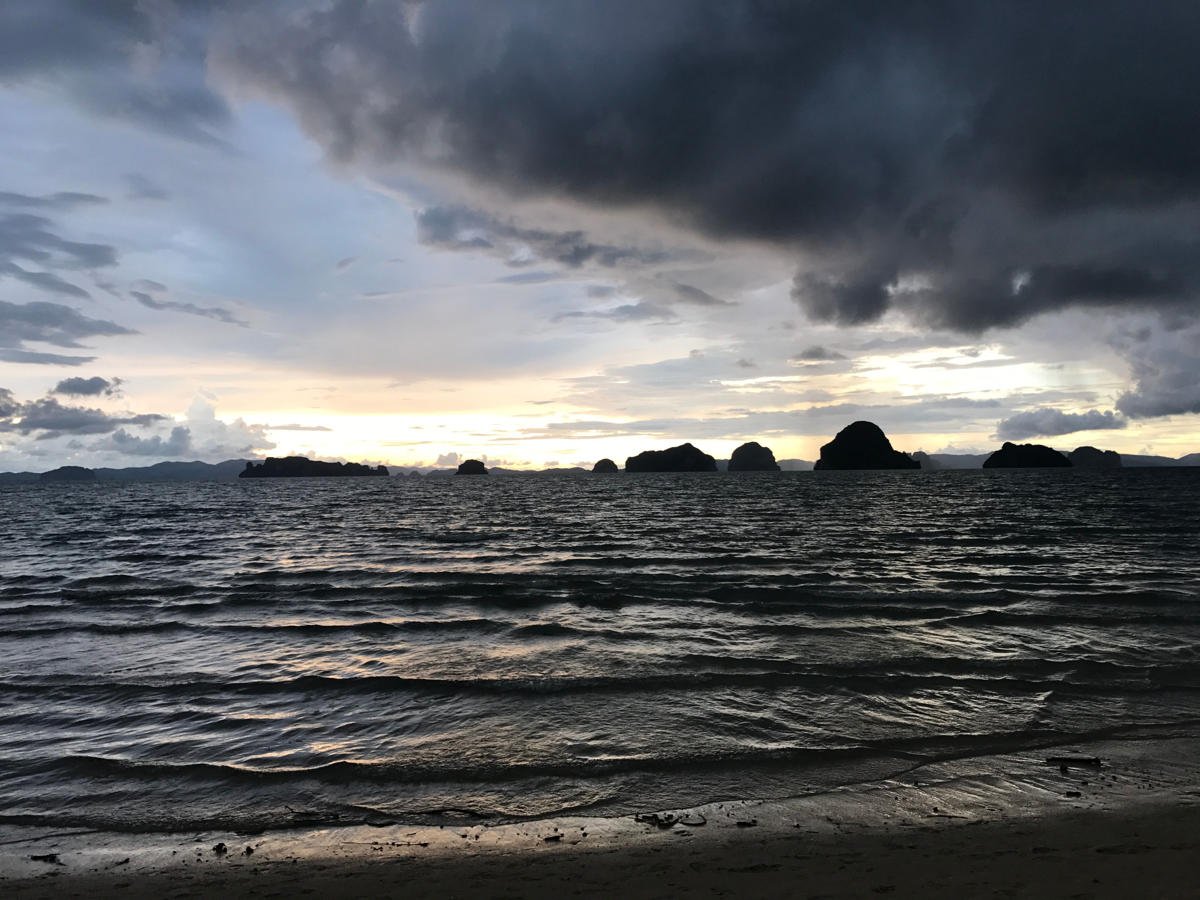 krabi-close-to-beach-sunset.JPG