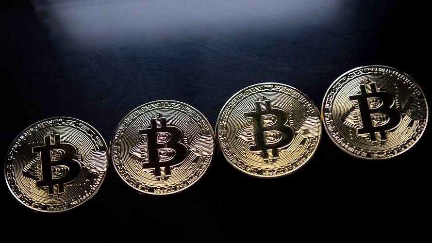 MW-FZ052_bitcoi_ZH_20171127144059.jpg
