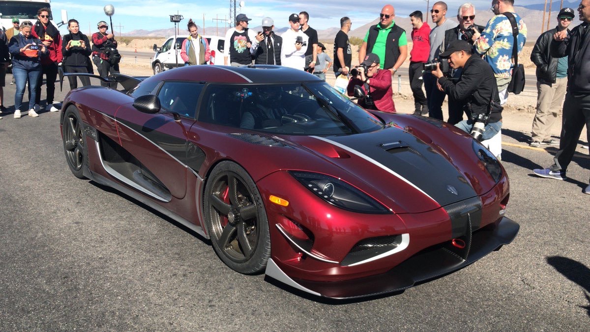 koenigsegg-agera-rs.jpg