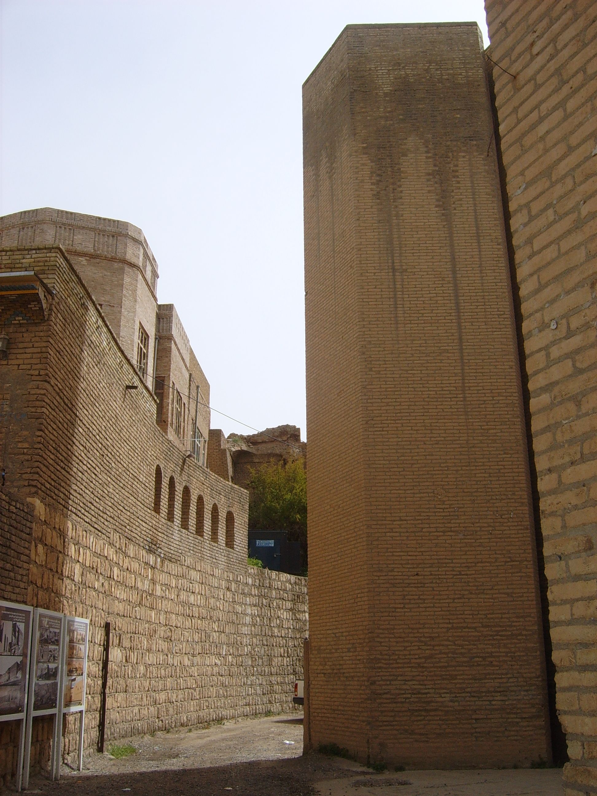 Ruins - Citadel 1.4 20130322.JPG