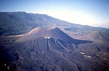 220px-Paricutín_volcano.jpg