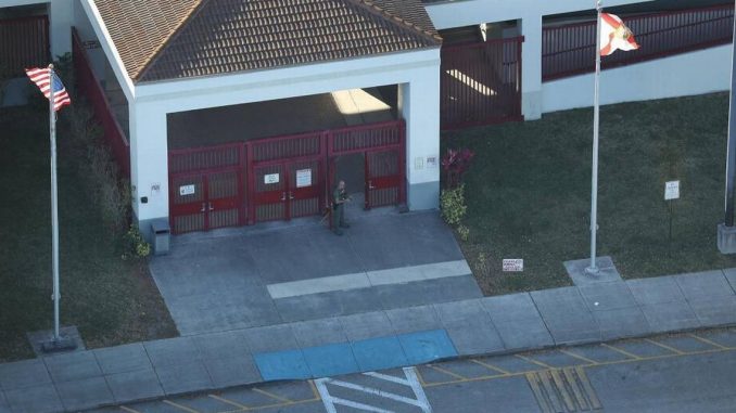 florida-massacre-school-678x381.jpeg