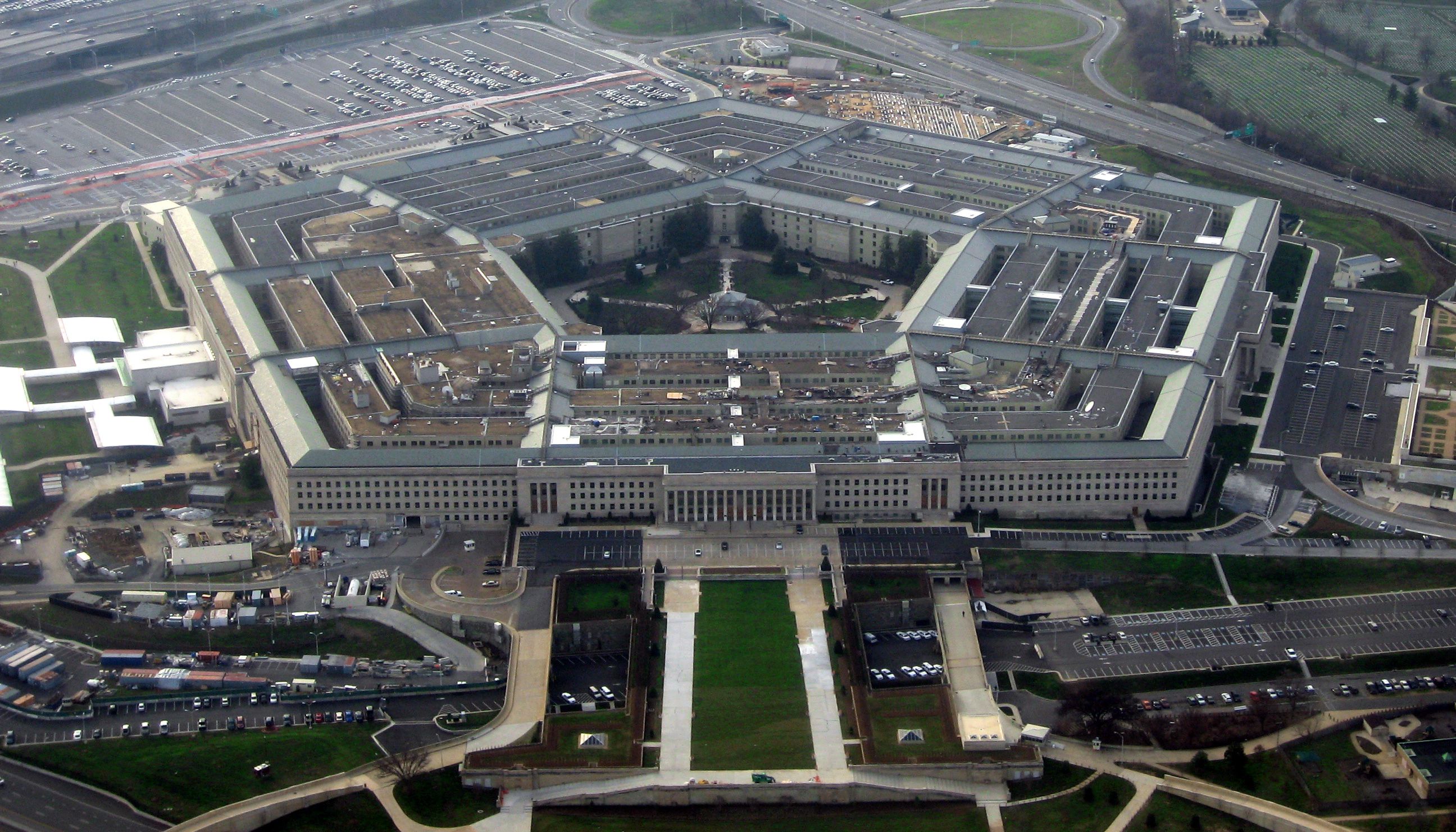 The_Pentagon_January_2008.jpg