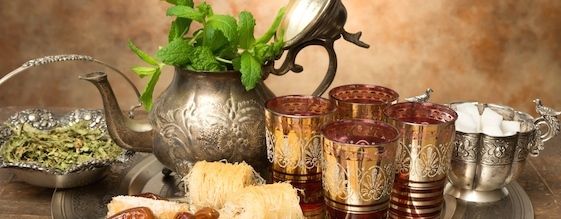 Moroccan-Mint-Tea-and-pastries.jpg