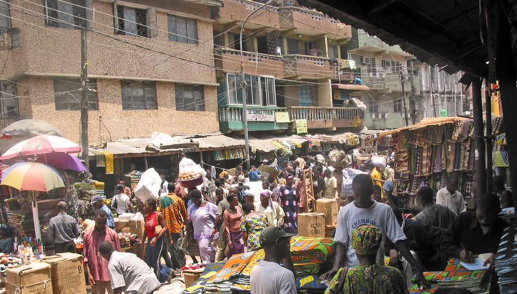 Market_in_Lagos,_Nigeria.jpg