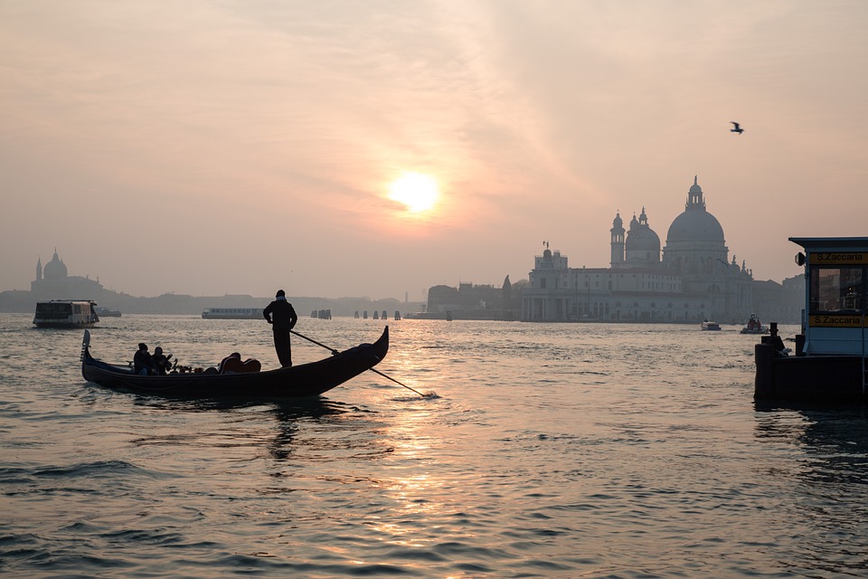 venice-920862_960_720.jpg