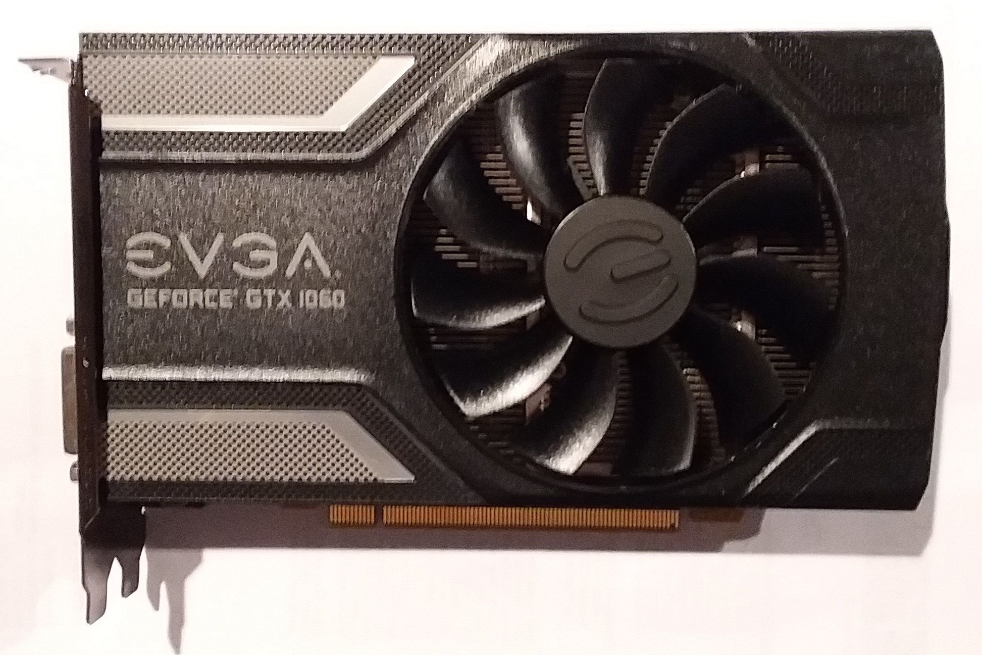 1060evga.jpg