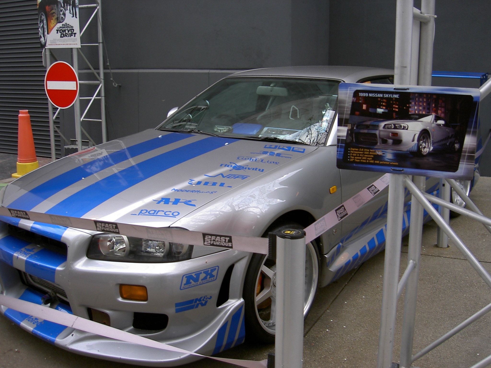 Nissan_Skyline_-_2_Fast_2_Furious.JPG