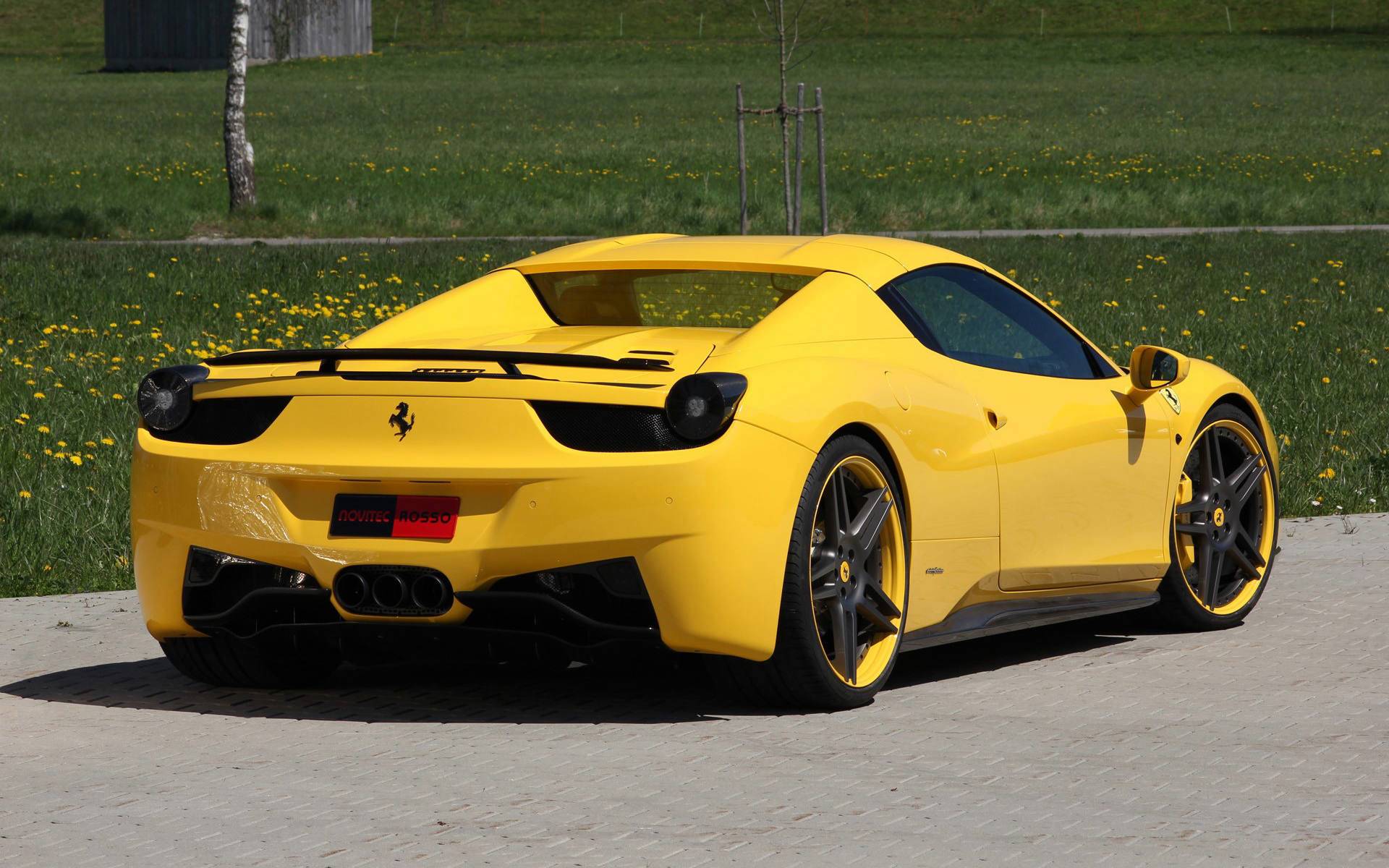 yellow-sports-car-wallpaper.jpg