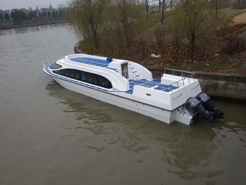 Grandseaboat hd1580.jpg