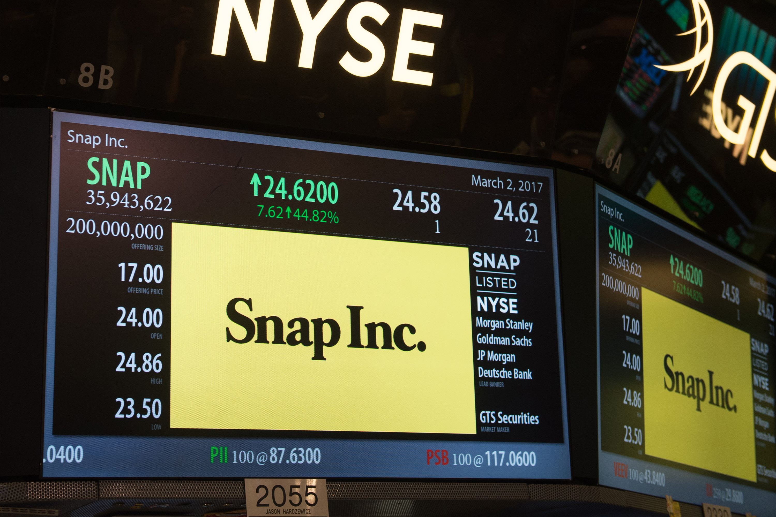 170303-snapchat-ipo-riches-feature.jpg