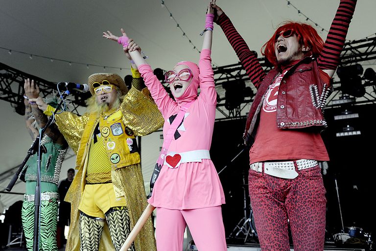 peelanderz-2011-voodoo-experience-day-1.jpg