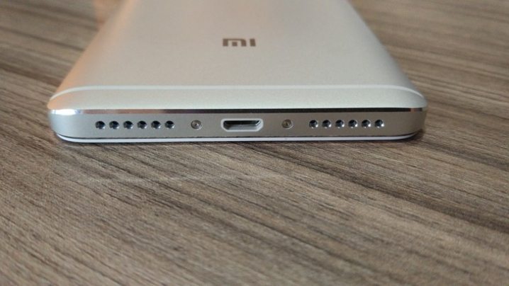 5-Xiaomi-Redmi-Note-4-hands-on-picture.jpg