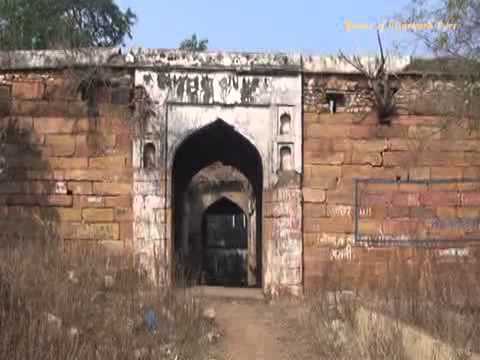 Vijaygarh Fort.jpg