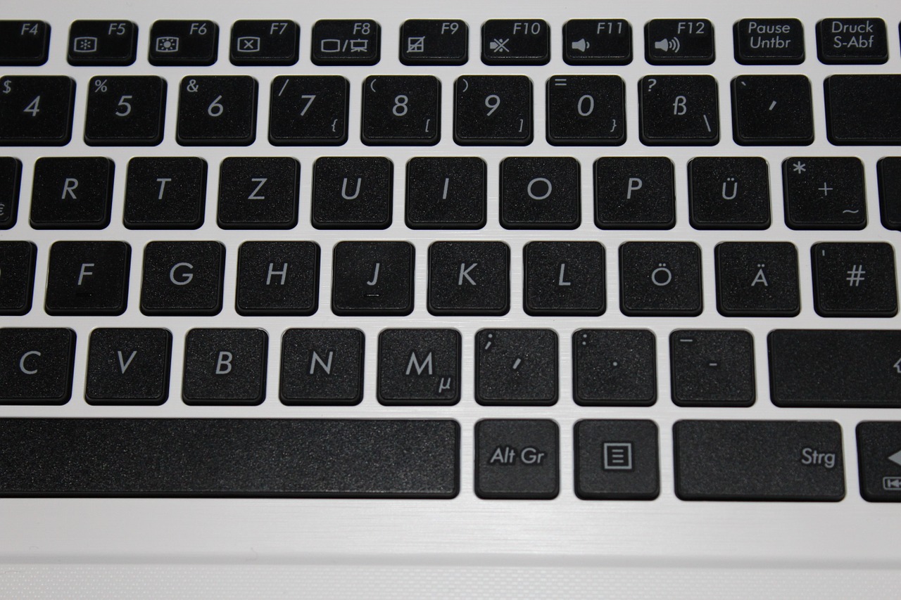 keyboard-643122_1280.jpg