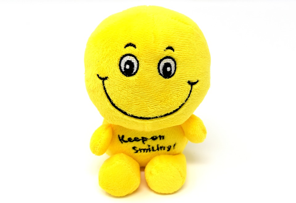 smiley-2989144_960_720.jpg