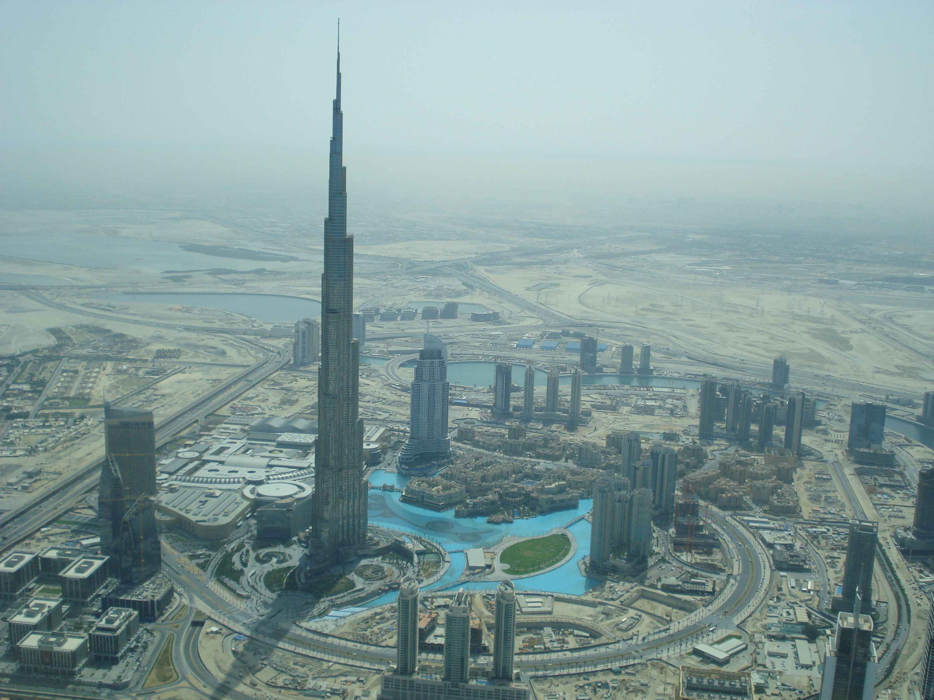 Jetplane - Burj Khalifa3.JPG