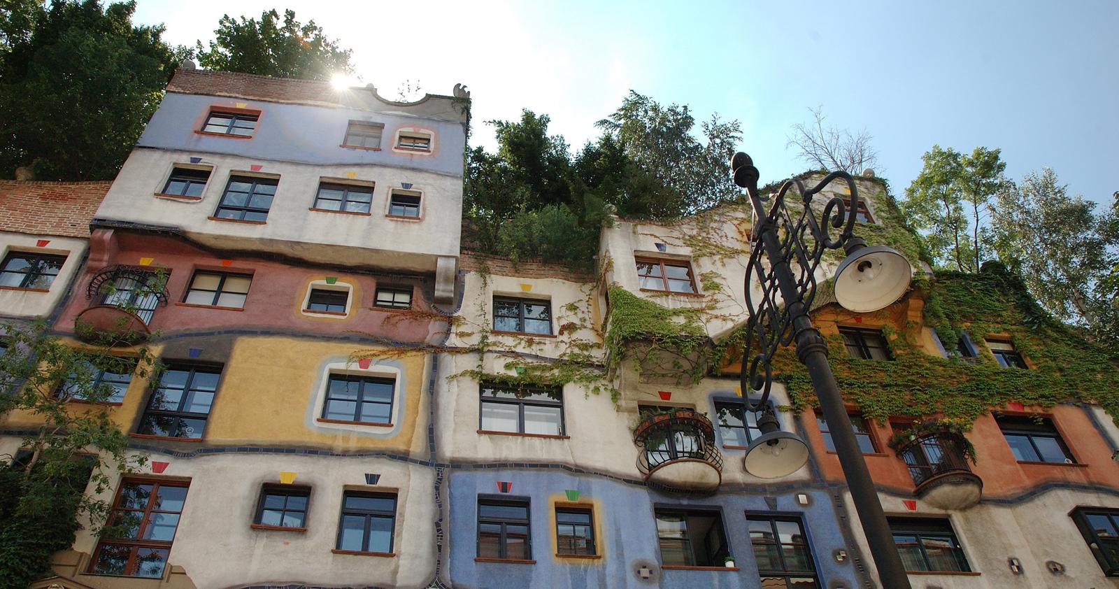 hundertwasserhaus-19to1.jpeg