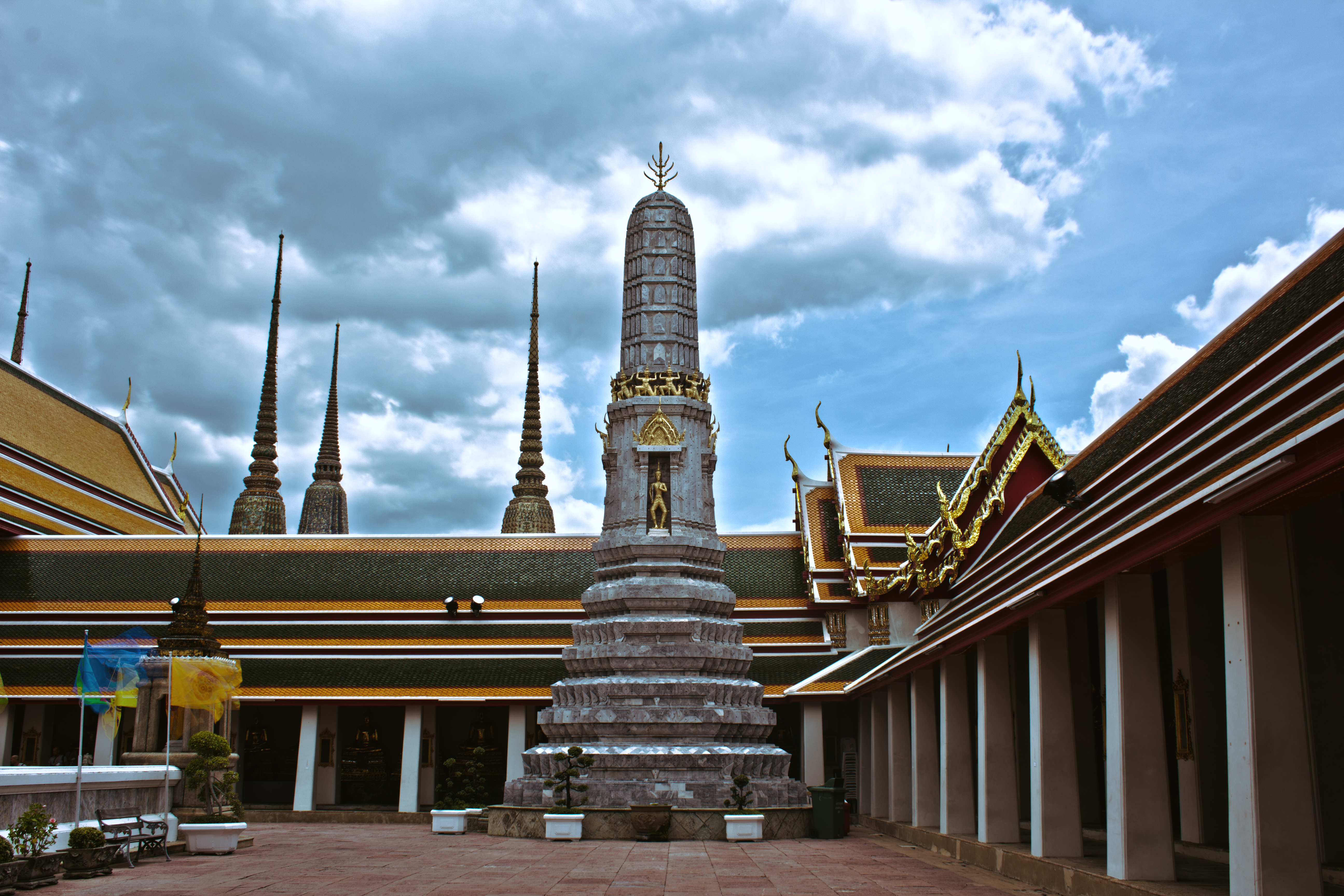 Wat-Pho-HDR-Test.jpg