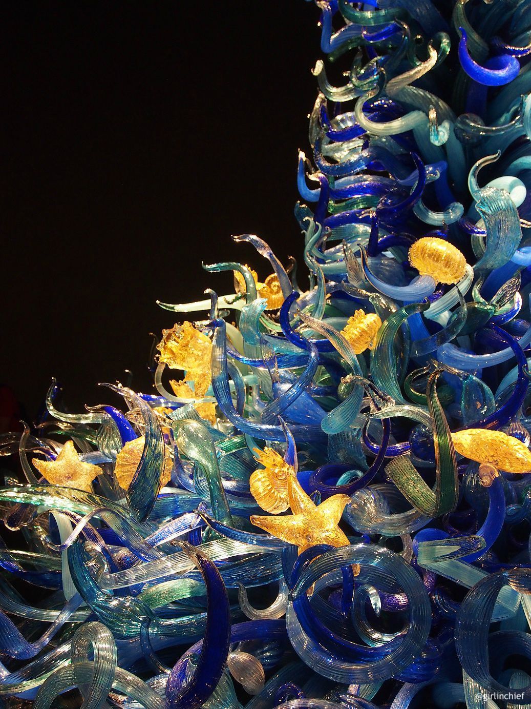 chihuly-garden-and-glass-seattle-girlinchief-5.jpg