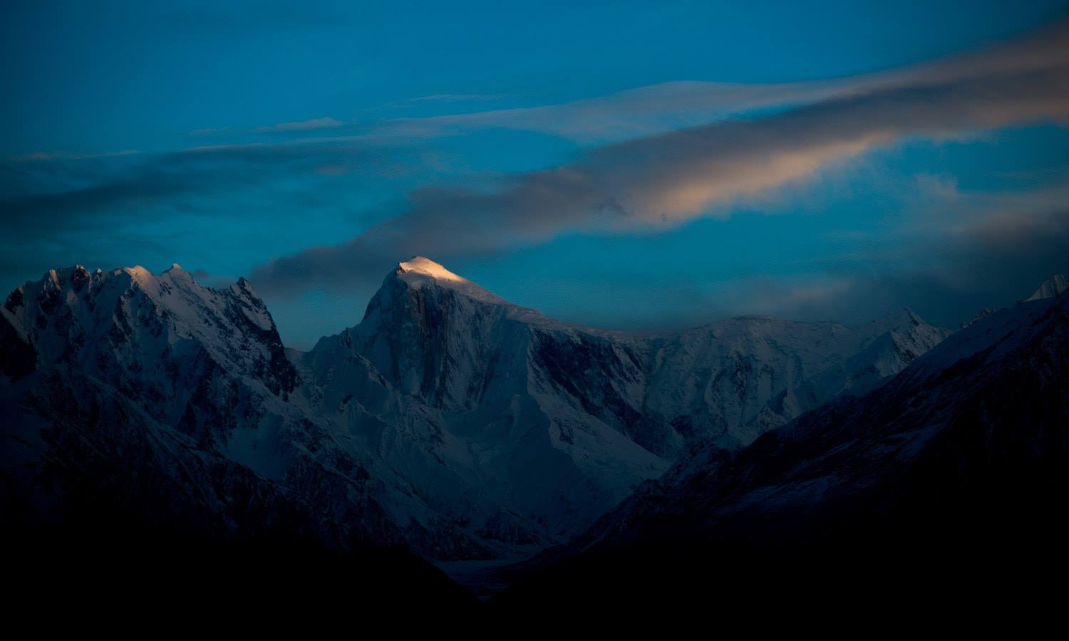 last light on Golden pillar.jpg