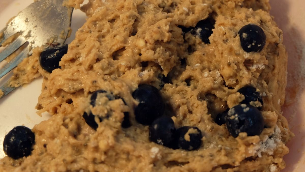 Vegan-Blueberry-Muffin-11.jpg