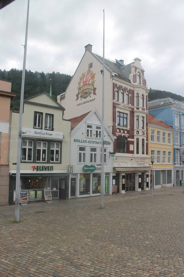 bergen 3 casas.jpg