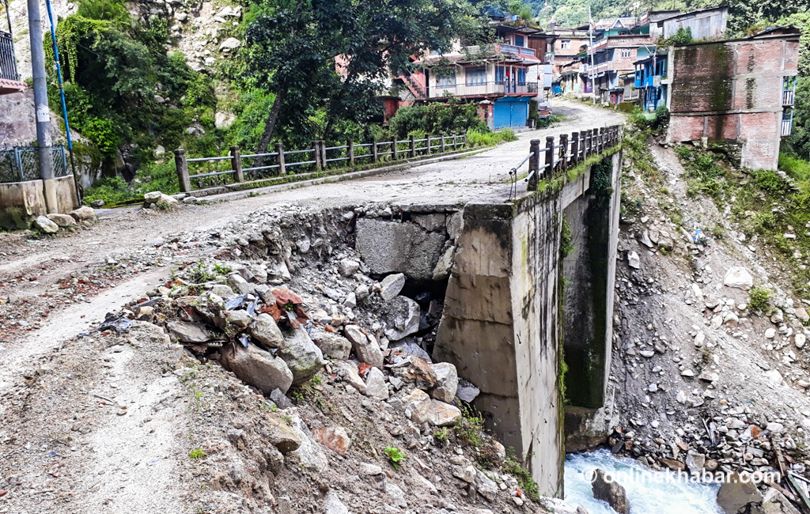 Kodari-Road-Nepal-China-12.jpg