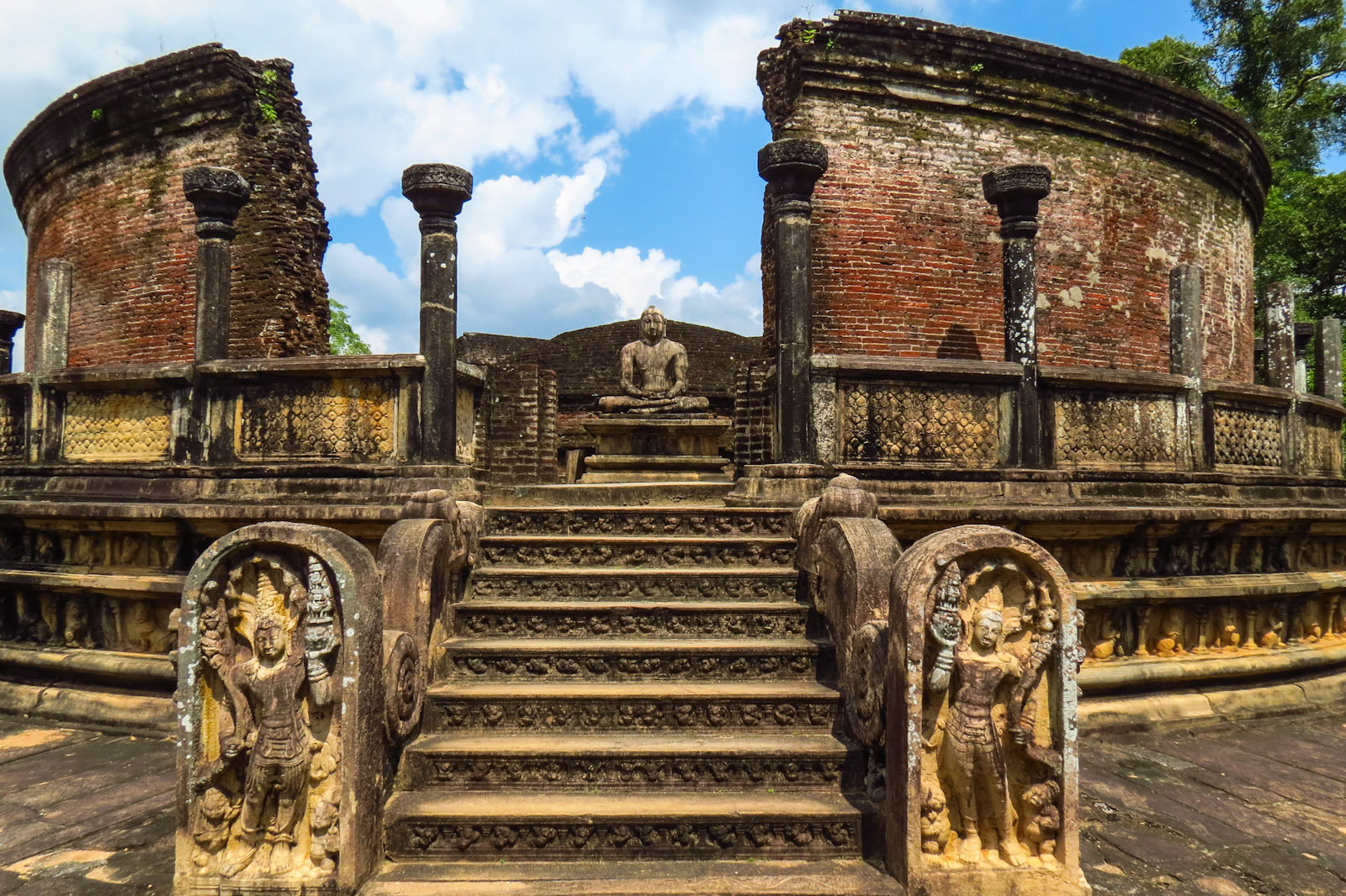 polonnaruwa-circle.jpg