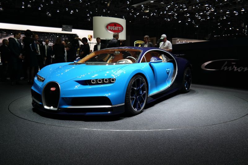 Bugatti chiron 8.0 Clearance