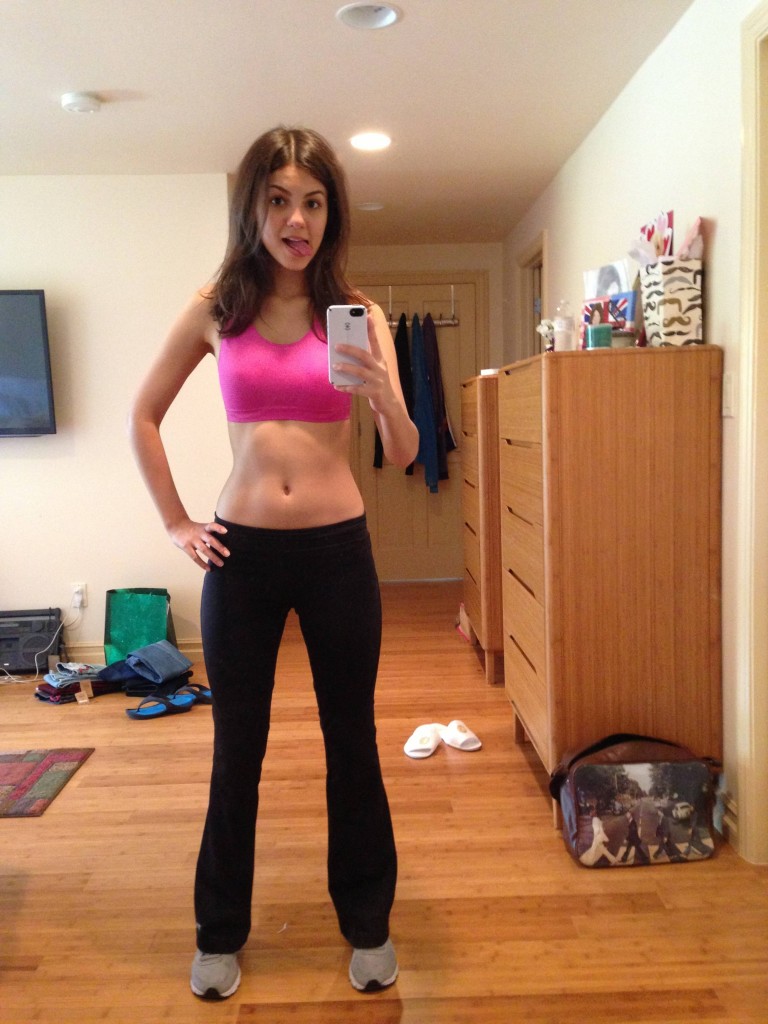 Victoria-Justice-Naked-006-768x1024.jpg
