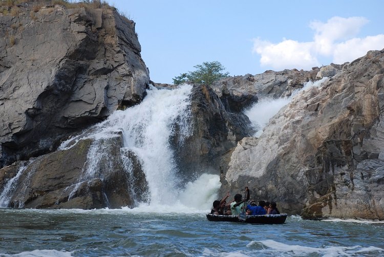 Cauvery gliding over sedately over a boulder strewn  bed-compressed.jpg