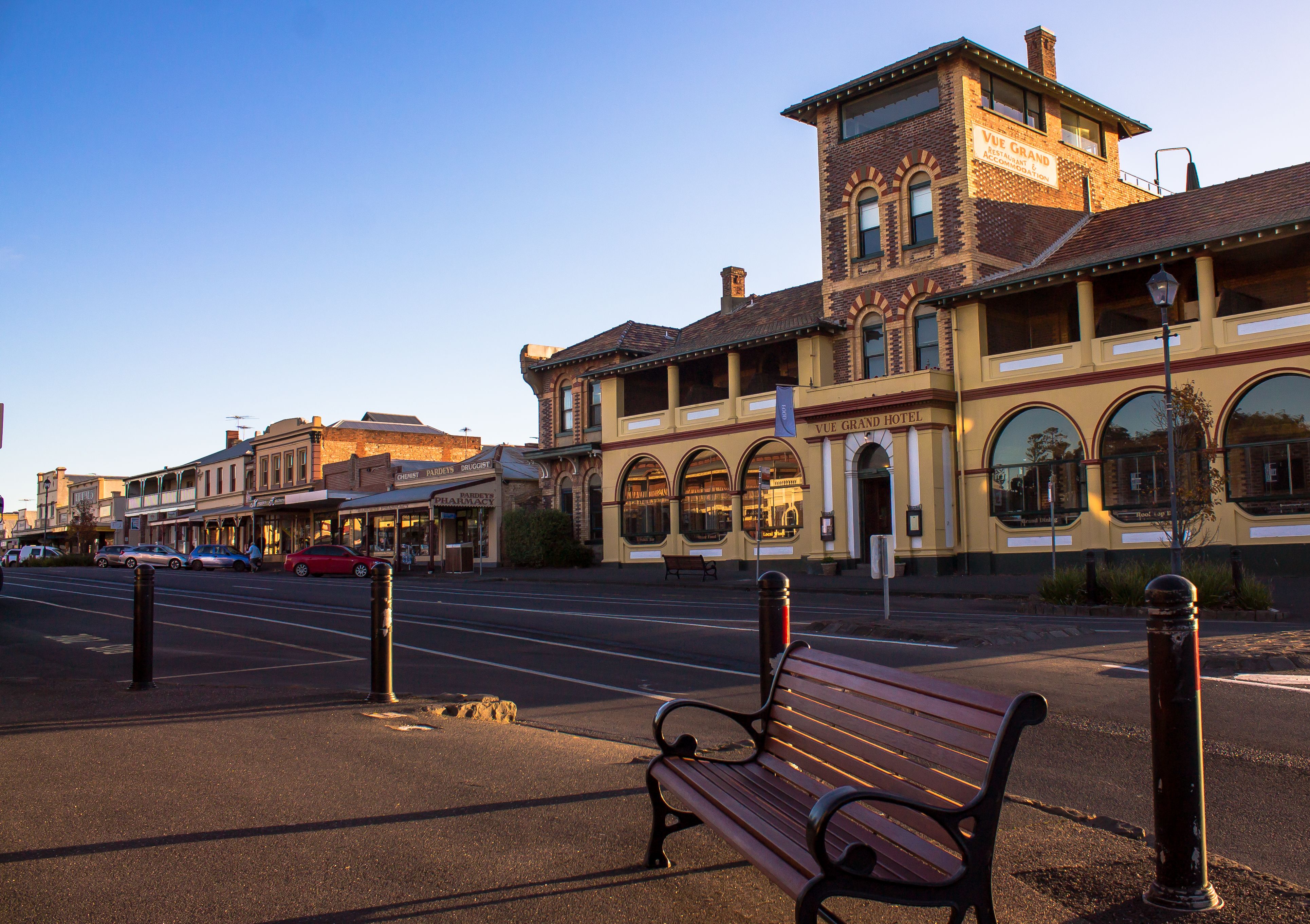 QueenscliffHotelStreetView.jpg